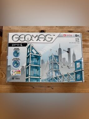 Geomag Pro-L Magnetic Construction Set - New York skyline